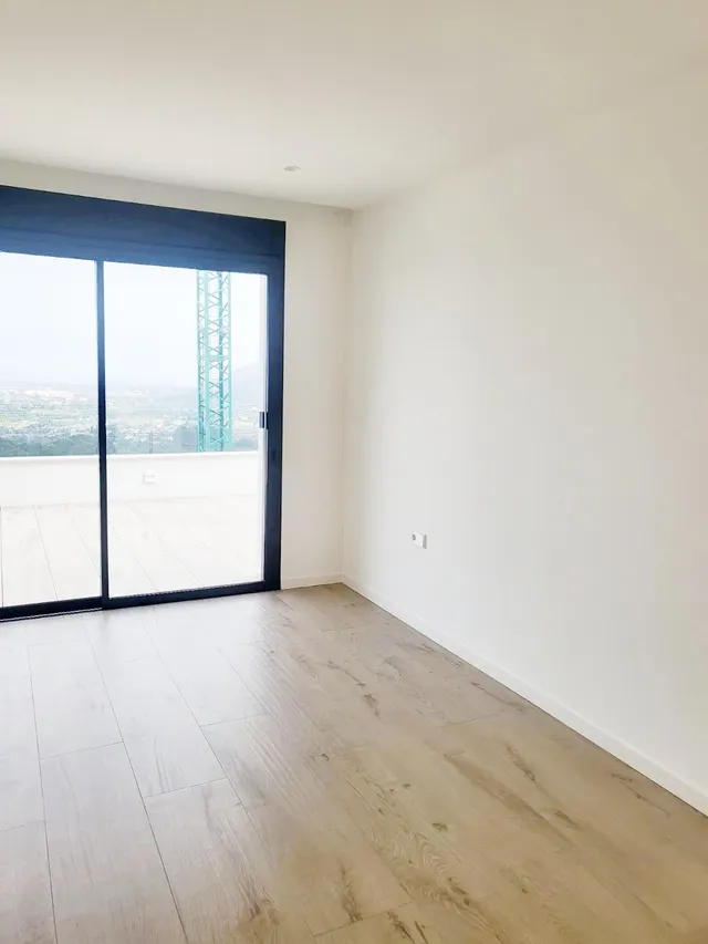 EXCLUSIVO PENTHOUSE EN LA SELLA JUNTO AL PRESTIGIOSO CAMPO DE GOLF !! — 24