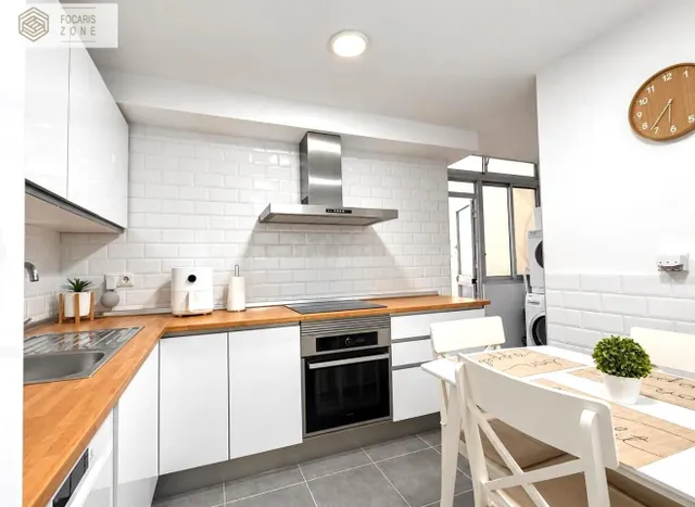 VIVIENDA RENOVADA, FUNCIONAL Y RODEADA DE LA AUTÉNTICA ESENC - foto 2