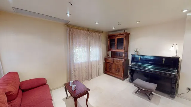 Piso 5 habitaciones 207m² en alquiler - Estación — 24