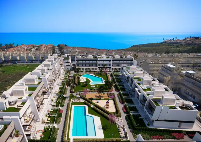 Amara: Confort moderno cerca del mar en Gran Alacant