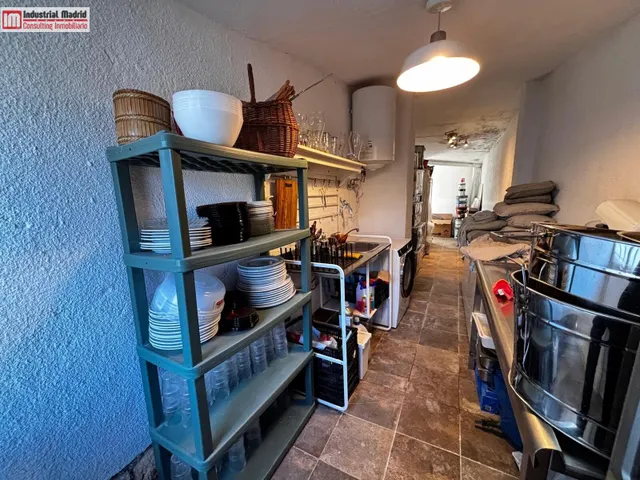 Chalet rústico independiente con piscina privada y gran parcela en Valdilecha — 14
