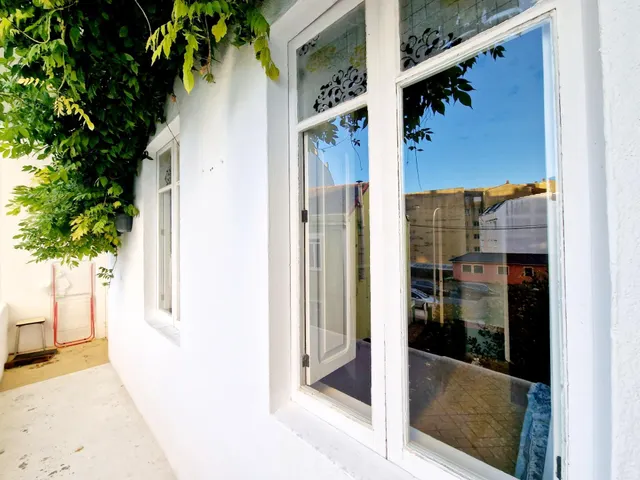 EXCLUSIVO CONJUNTO DE DOS CASAS CON JARDÍN Y GARAJE A 300 METROS DE LA PLAYA DE A RAPADOIRA – FOZ — 45