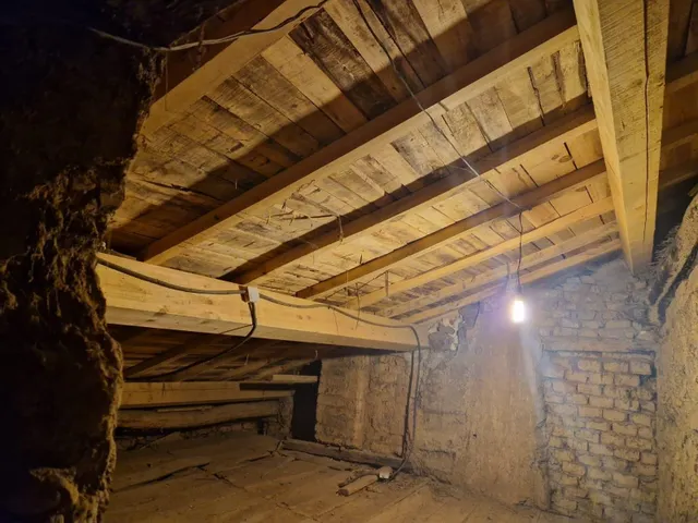 SE VENDE CASA A 2 KMS DE VALENCIA DE DON JUAN, PARCELA 479 M2, 168 M2 DE VIVIENDA. 3 habitaciones. — 16