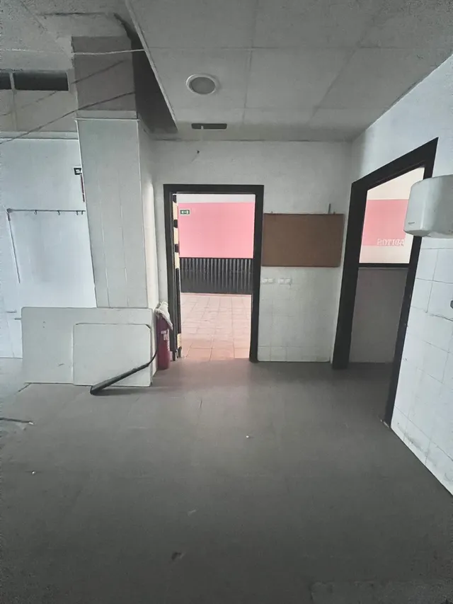 Local comercial en Obispo Benlloch — 20