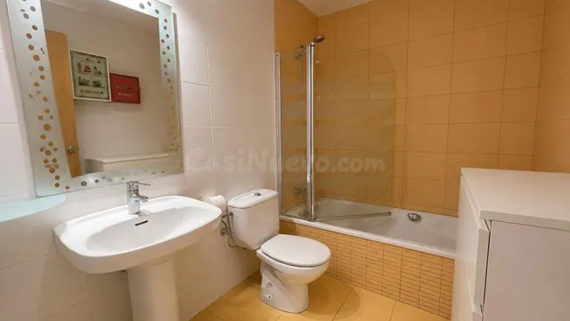 Casa con dos viviendas independientes y garaje en Llançà — 14