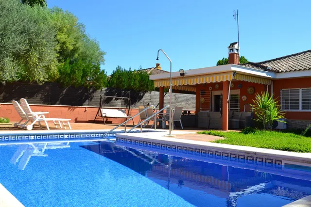 Un hogar en Espartinas para disfrutar dentro y fuera de casa — 13