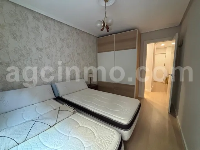 Piso alquiler — 13