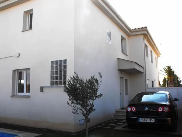 CASA UNIFAMILIAR MIAMI PLATJA — 18