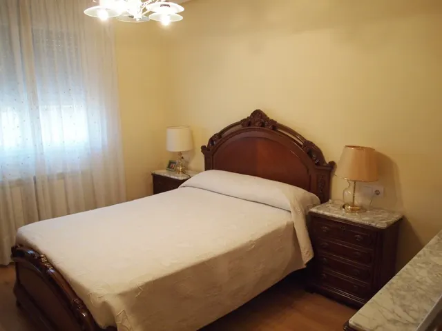 CHALET INDEPENDIENTE EN CARRACEDELO — 11