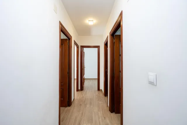 Piso Junto Calle Alhamar — 12