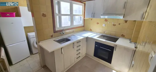 Amplio Piso en Excelente Ubicación — 15