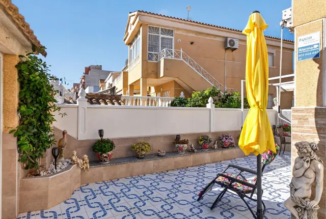 Res. Europa - Bungalow reformado con jardín, 2 dormitorios y entrada para el coche — 22