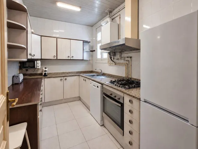 Elegante vivienda de 117 m2 en finca regia en Sant Antoni (Eixample) — 6