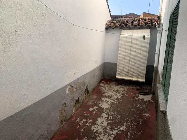 CASA EN VALDEOBISPO — 20