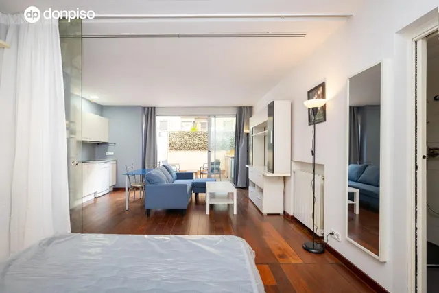 Apartamento tipo loft con garaje incluido y piscina en zona Parque Lagos — 19