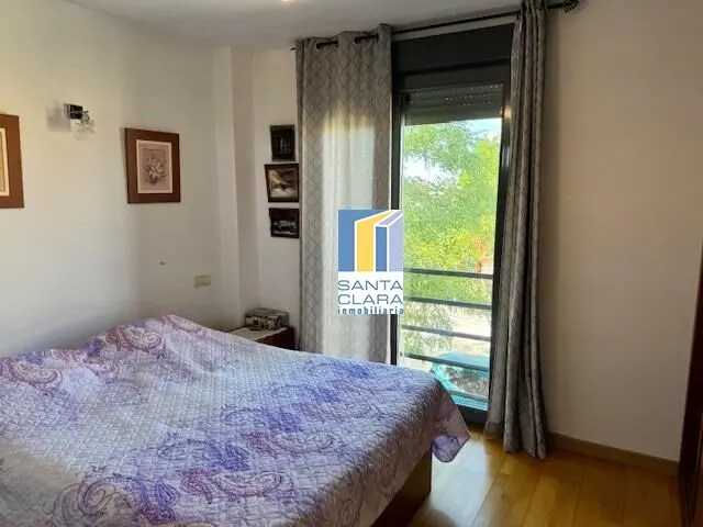 CHALET ADOSADO EN VENTA DE 3 DORMITORIOS, 2 BAÑOS,ASEO,GARAJE Y PATIO EN MORALEJA DEL VINO, ZAMORA. — 10