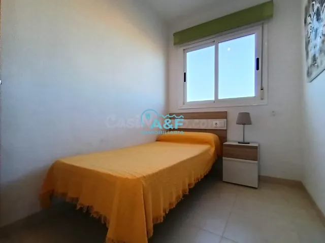 AYF INMOBILIARIA VENDE APARTAMENTO PRIMERA LINEA — 5
