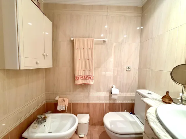 Chalet adosado esquinero con jardín privado, terrazas y garaje doble en La Patacona — 39