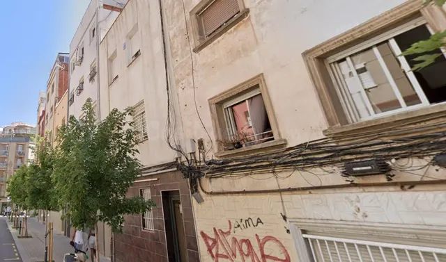 VENTA DE PISO EN HOSPITALET DE LLOBREGAT ( BARCELONA ) - foto 3