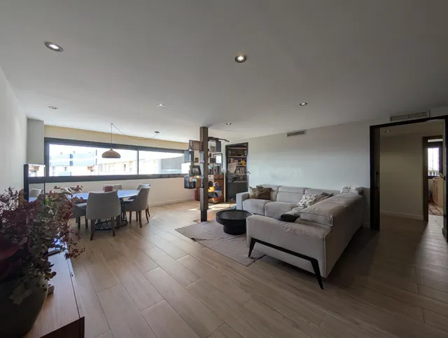 ¡ESPECTACULAR! ALTO, MODERNO Y EXTERIOR EN RESIDENCIAL CON G