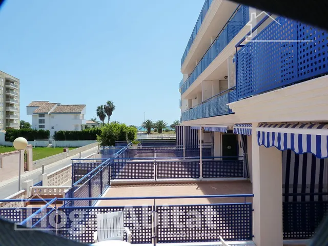 ¡Al lado mismo de la playa! Seminuevo con piscina, terraza y garaje — 28