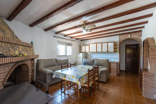 CASA CORTIJO EN MOTRIL. SITUADA A 2,5 KM DE LA PLAYA — 11