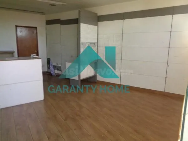 SE VENDE LOCAL EN HERNÁN CORTÉS - foto 3