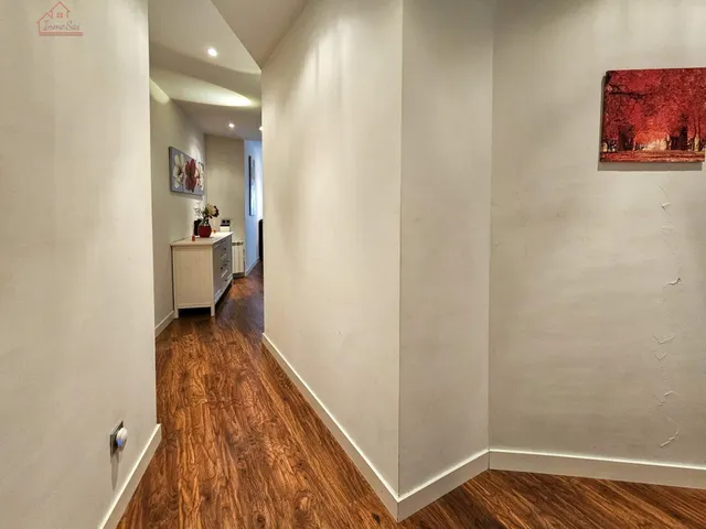 Inmueble en venta con terraza, plaza de garaje y trastero junto al Metro Urgel! — 37