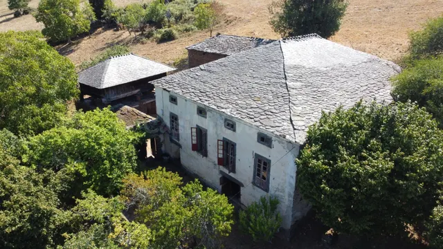 CASA DE RÚA · Una casona histórica asturiana con más de 10.0