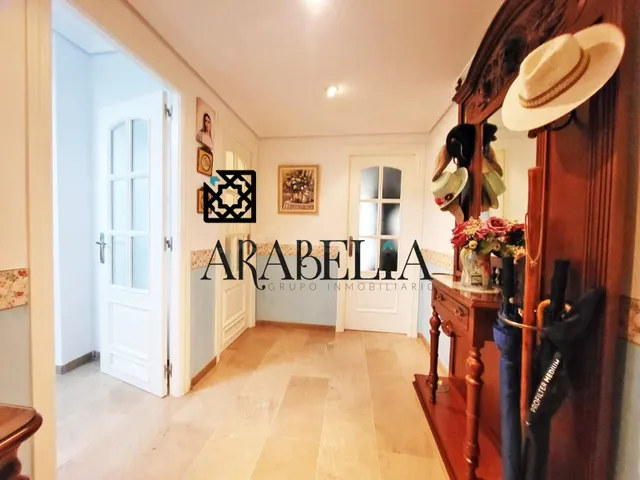 ¡VIVE JUNTO AL C.C. LA SIERRA! Exclusivo Piso con Terraza, P - foto 3