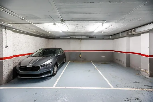 ÁTICO DÚPLEX CON TERRAZA, PARKING Y TRASTERO EN EL CORAZÓN DE SABADELL — 22