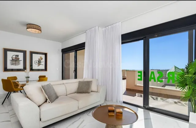 OBRA NUEVA EN SAN MIGUEL DE LAS SALINAS — 2