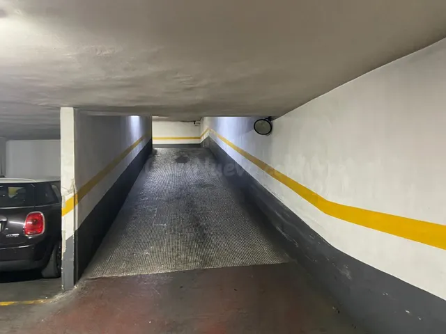 Plaza de Garaje en Pascual i Genis - foto 2