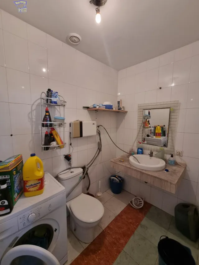 SE VENDE LOCAL COMERCIAL EN ZONA FUENTE DEL RÍO — 6