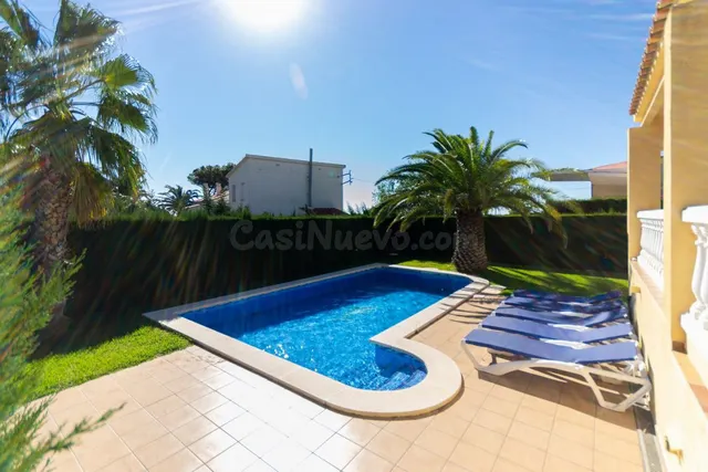 Magnifica villa de 347m2, situada a 1ª línea de mar — 3