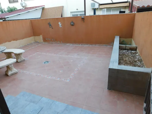 Chalet Adosado en Yuncler 3 Plantas para entrar a vivir — 25