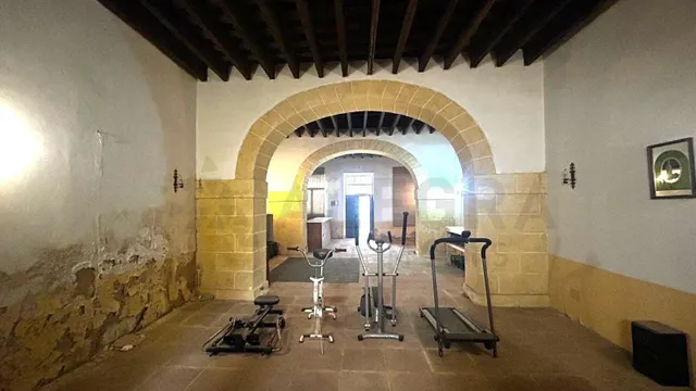 Propiedad emblemática en el centro de jerez — 9