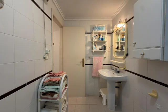 FABULOSO APARTAMENTO CON PISCINA COMUNITARIA, IDÓNEO COMO VACACIONAL — 17