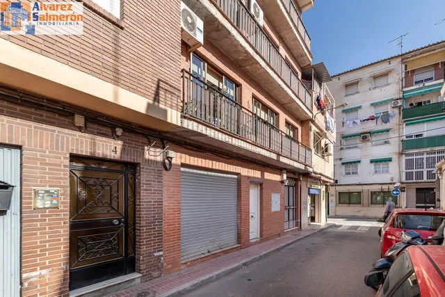 Edificio en Zaidín — 36