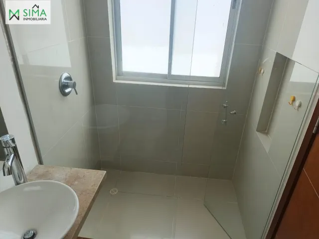 Piso 3 habitaciones 160m² en alquiler - Zona norte — 12