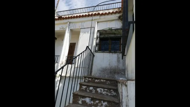 SE VENDE CASA ANTIGUA CON TERRENO DE 3 PLANTAS EN BERJA — 20