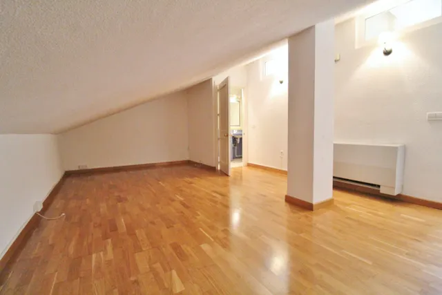 Exclusivo adosado en vistahermosa, Alicante — 439 m2 y dos grandes terrazas — 30