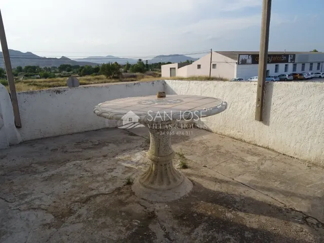 VENTA DE CHALET EN ASPE A 1 KM DE LA POBLACIÓN, A 500 Metros - foto 4