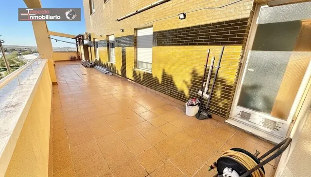 PISO CON ESPECTACULAR TERRAZA - foto 4