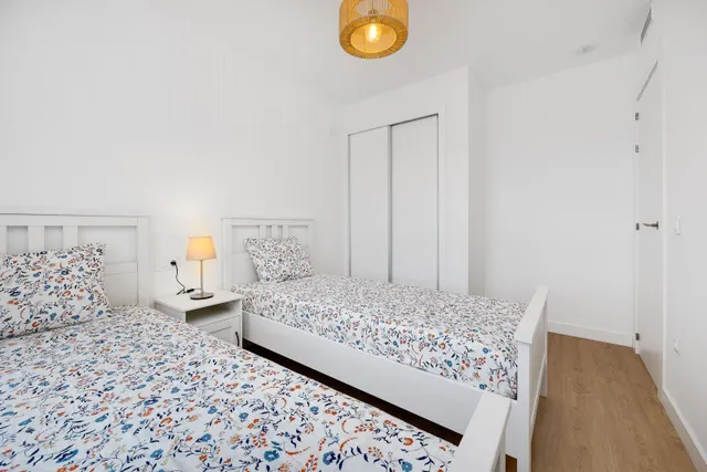 Ático dúplex en Villamartín con espectacular solárium privado de 95 m2, vistas a la piscina, garaje y trastero — 20