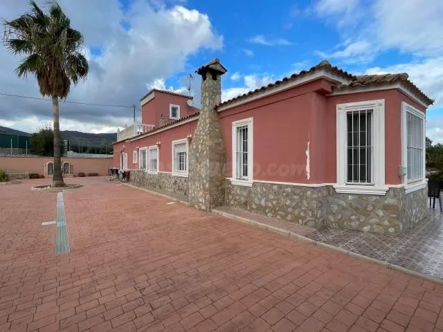 ¡VENTA DE FANTÁSTICA CASA DE CAMPO! - foto 2