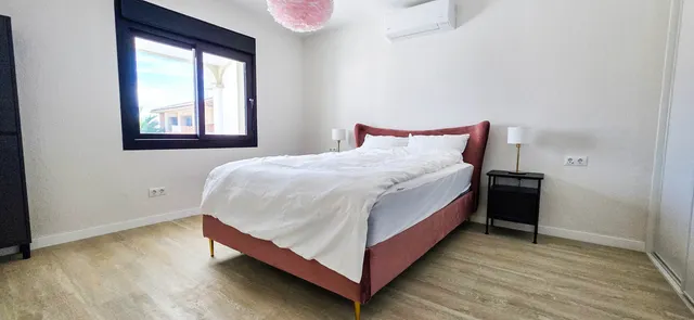 Chalet 4 habitaciones 271m² en venta - Costa del Sol — 23