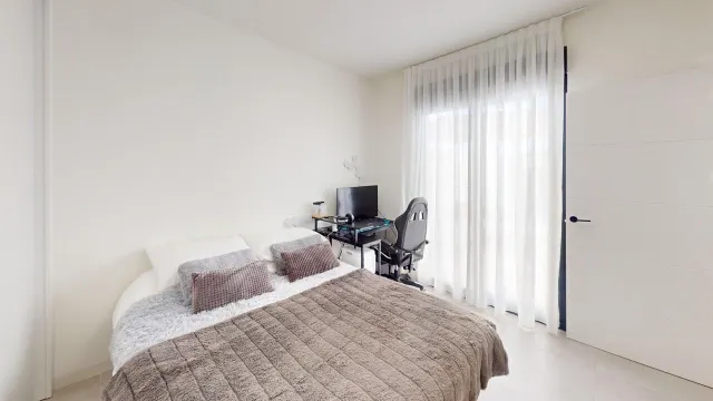 Villa 3 habitaciones 123m² en venta - Roldán — 27