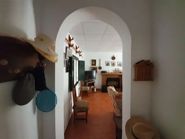 MAGNIFICA PROPIEDAD PARA ENTRAR A VIVIR — 12