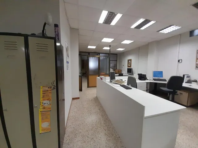 Local comercial céntrico!! — 2